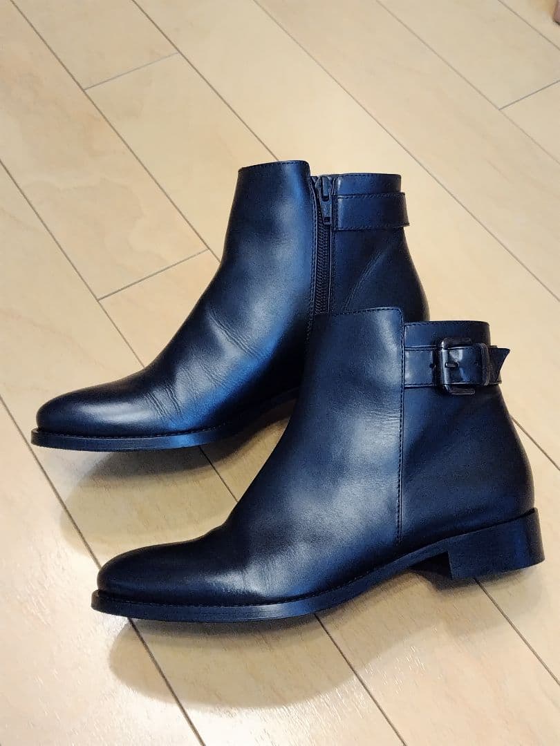 【最終値下げ·2/7まで】銀座かねまつ　ショートブーツ　ブラックレザー　ビブラム