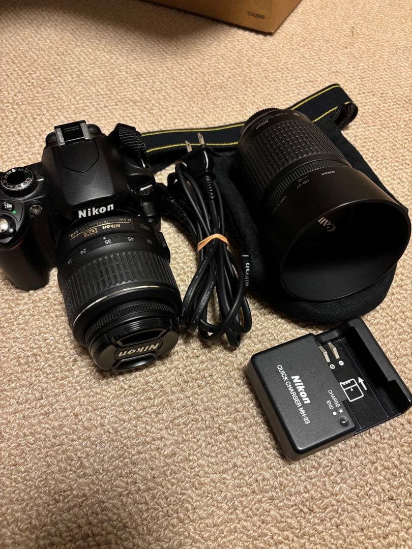 Nikon D60 デジタル一眼レフカメラ 【カードリーダー付き】