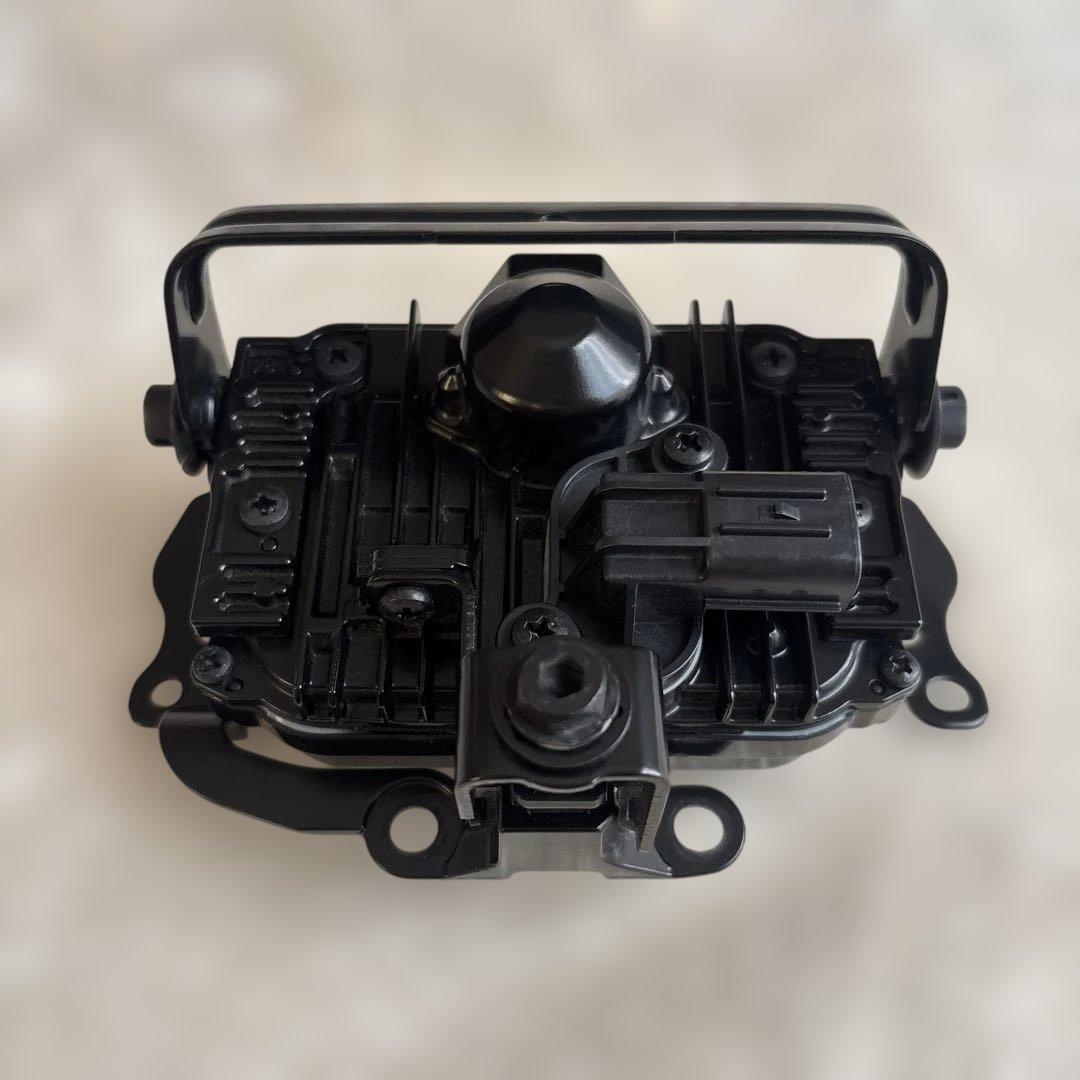 トヨタ 純正　88210-48071 プリウス　ハリア　プリクラ ミリ波レーダー