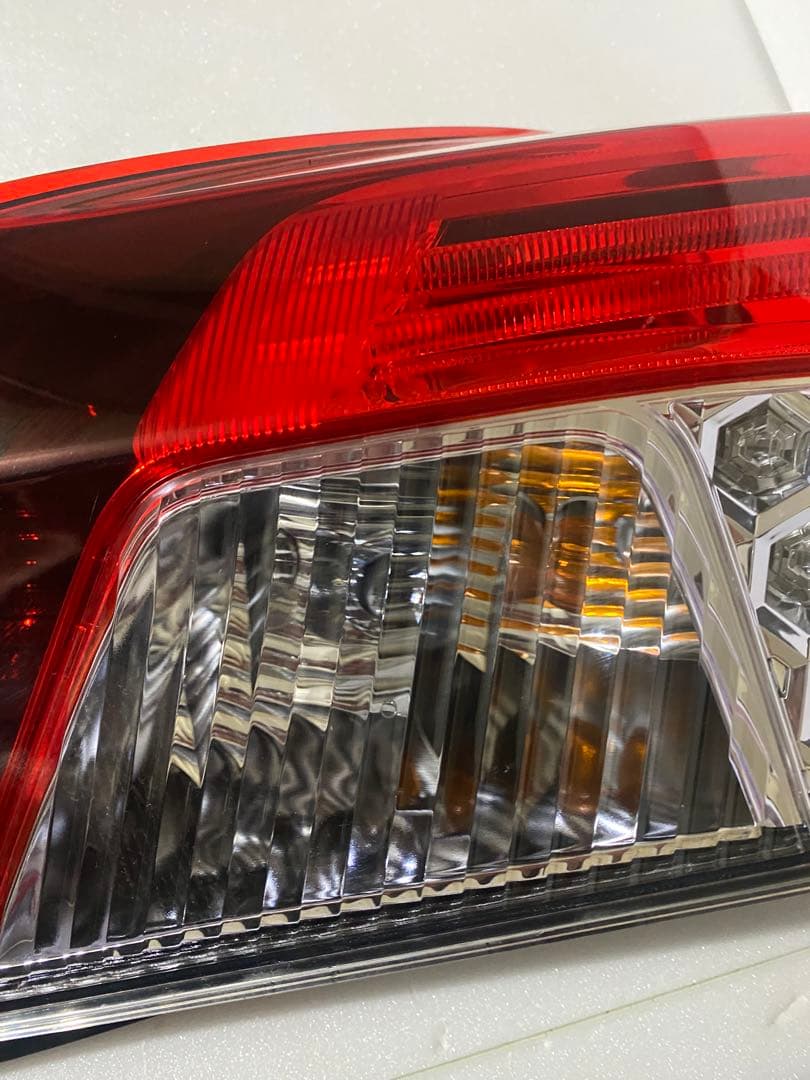 ホンダ フィット GK3 GK4 GK5 GK6 純正テールランプ 4点セット