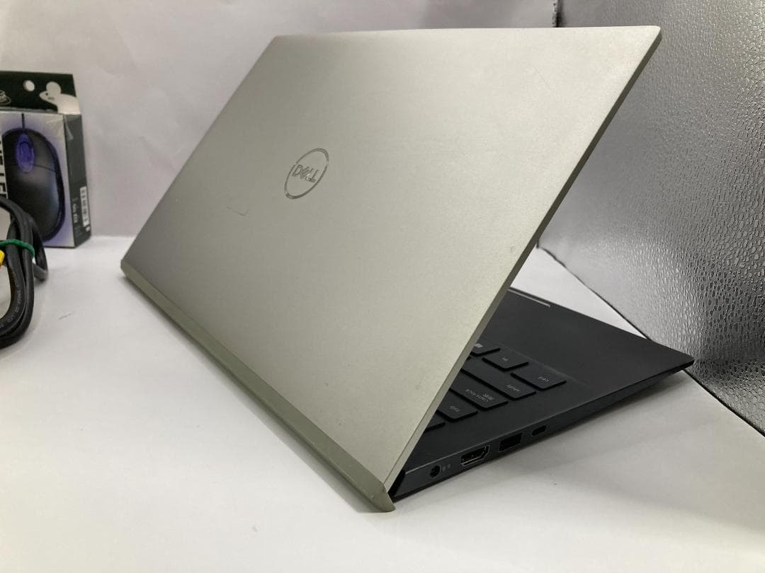 【11世代i5】DELL Vostro 13 SSD1TB Office付 爆速