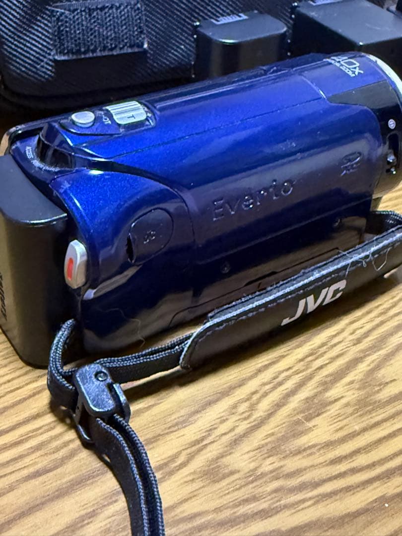 JVC Everio HD ビデオカメラ 青 GZ-HM670-A