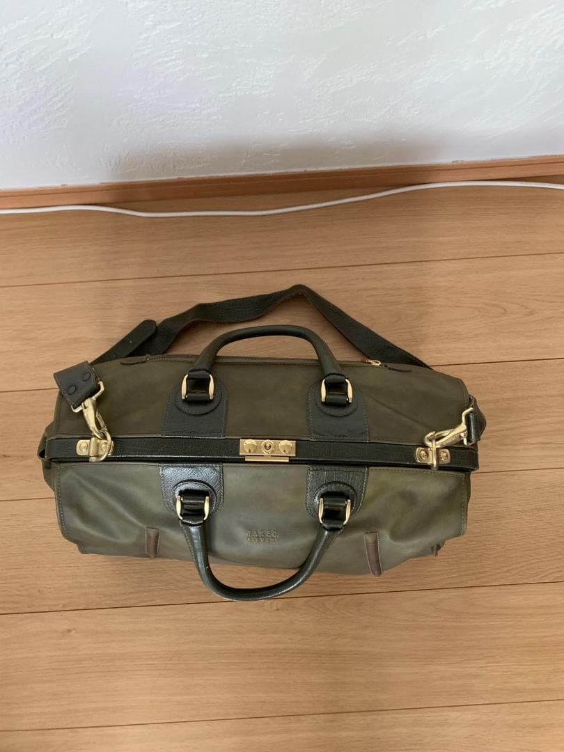 オリーブグリーン レザーボストンバッグ