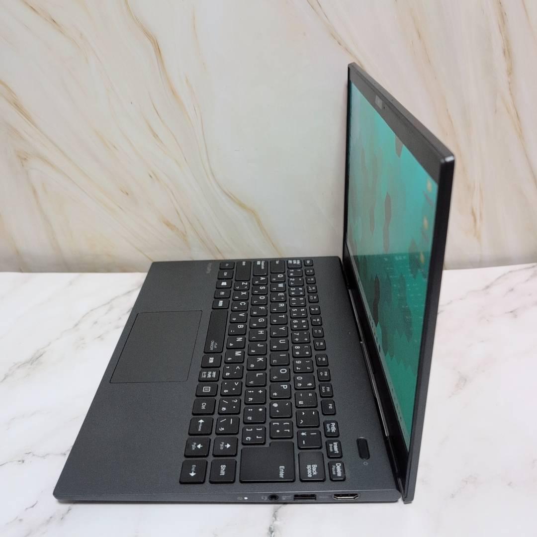 ☆起動OK！★第10世代★ Corei7 16GB 超軽量870g