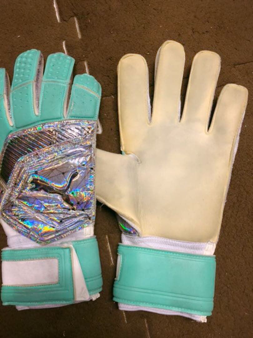 プーマ  キーパーグローブ