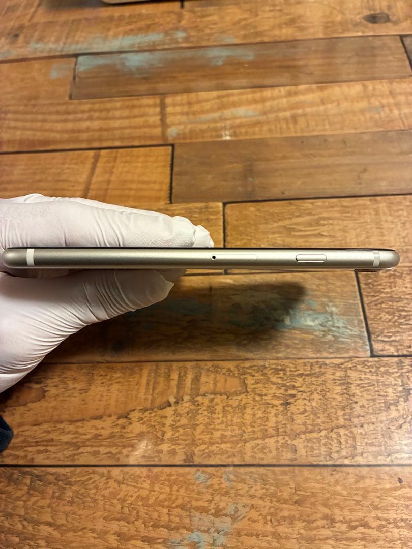 iPhone SE 第3世代 64GB スターライト 本体＋ケーブル