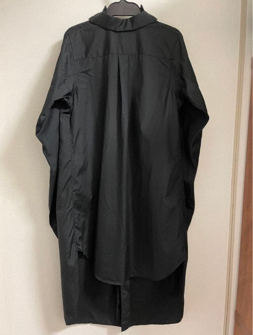 S*）様 COMME des GARCONS ブラックロングシャツ XS