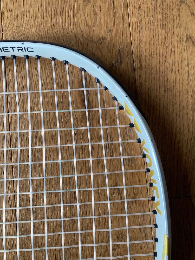 YONEX テニスラケット 大坂なおみモデル ezone100