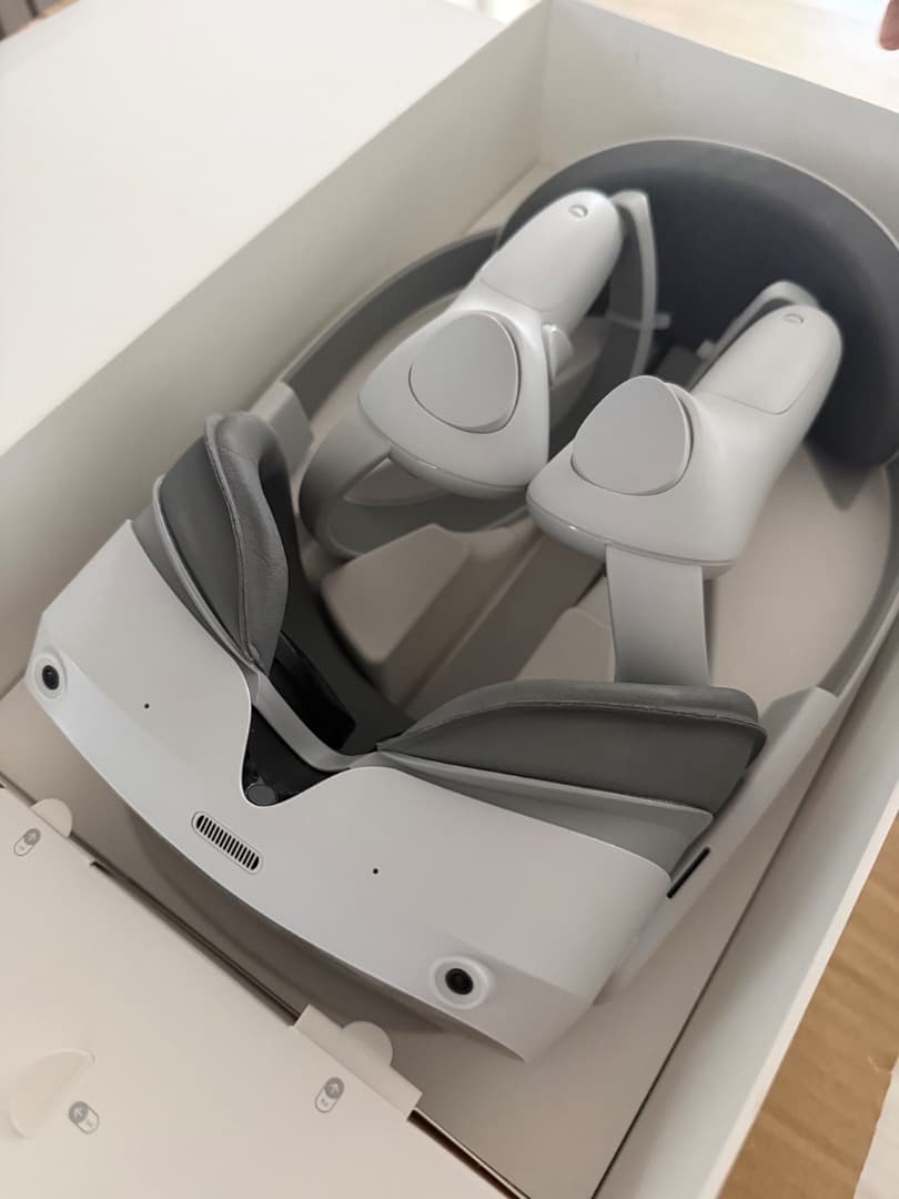 PICO 4 Ultra Enterprise VRヘッドセット