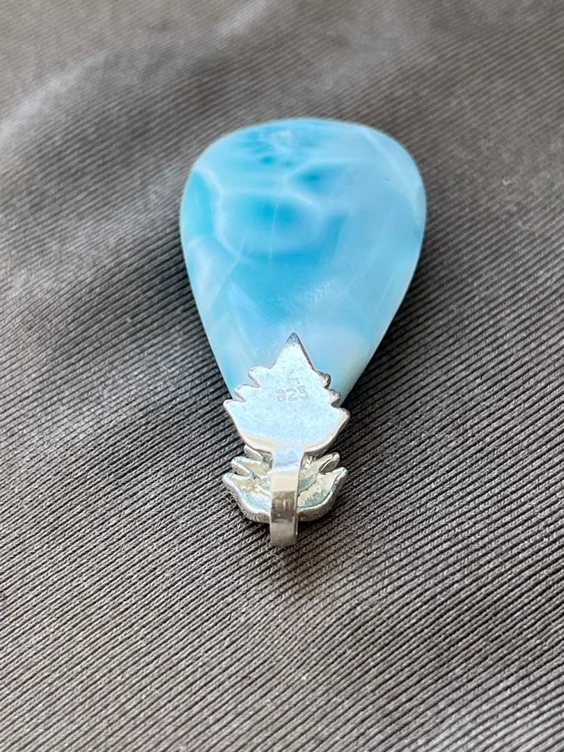 天然石ラリマー☆高品質！しずく型ペンダントトップ②☆リーフ型バチカンがステキ！