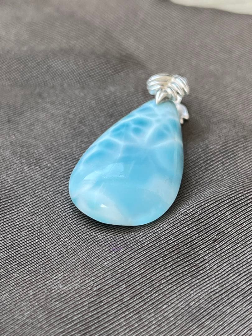 天然石ラリマー☆高品質！しずく型ペンダントトップ②☆リーフ型バチカンがステキ！