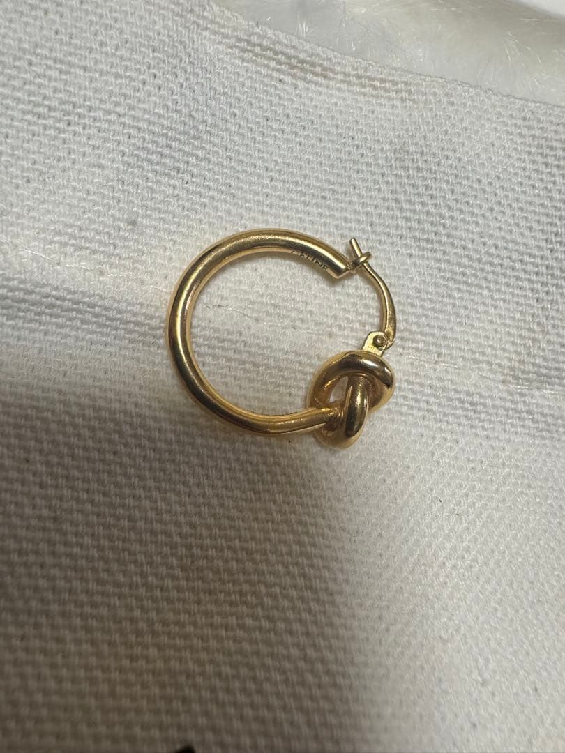 本日のみ値下げ中　CÉLINE ゴールドトーンリング オリジナルポーチ付き