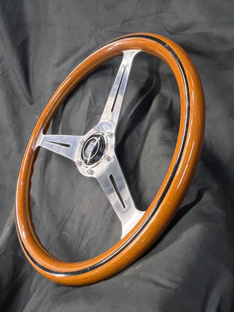 は*る様 NARDI ステアリングホイール 3スポーク ウッド365mm径