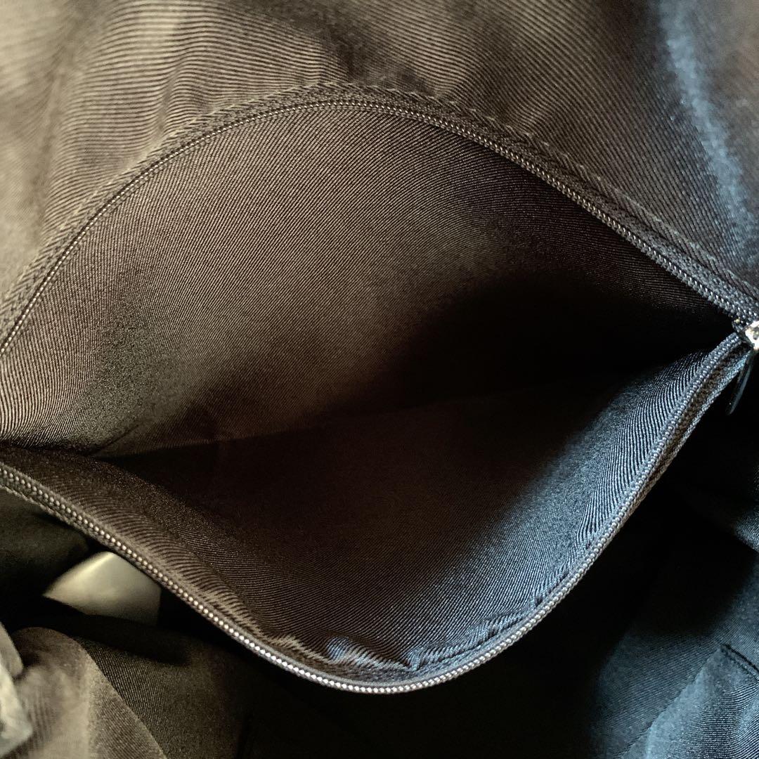 ear PAPILLONNER バックル巾着ショルダーバッグ　Lサイズ 黒