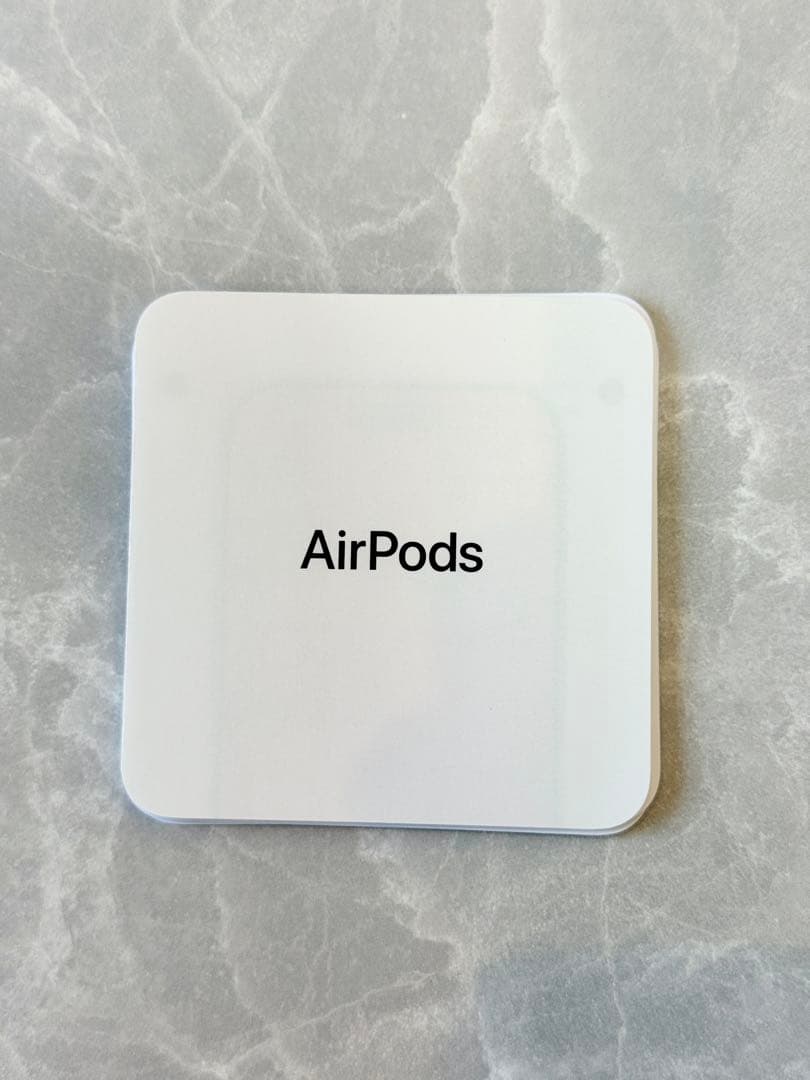 【一度使用のみ美品】Apple AirPods 4