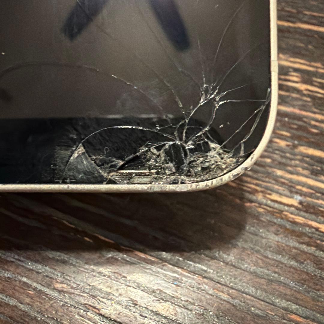 C*c様 Apple iPhone 13 ホワイト 本体