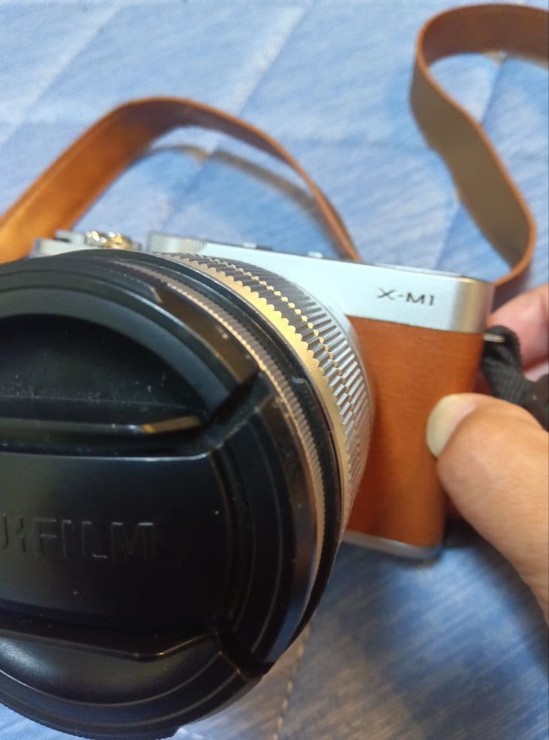 FUJIFILM X-M1 ミラーレスカメラ 16-50mm