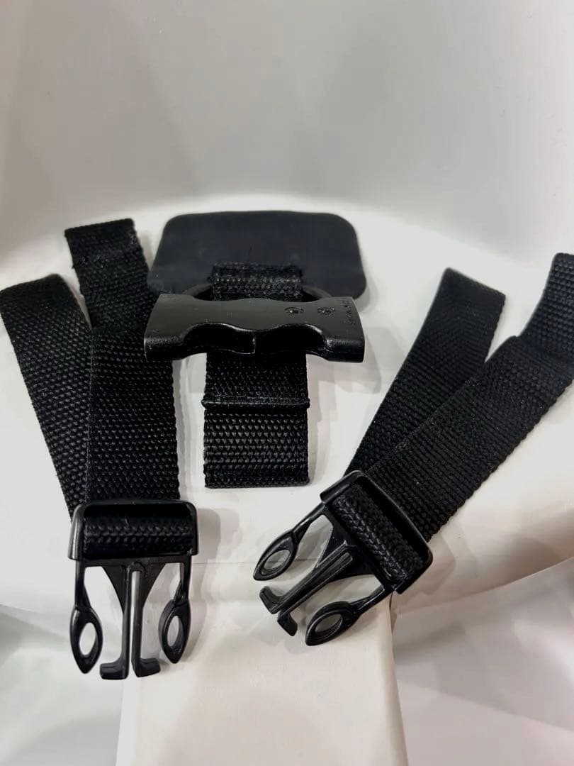 ベビービョルンBabyBjorn ハイチェア（セーフティハーネス付き）】