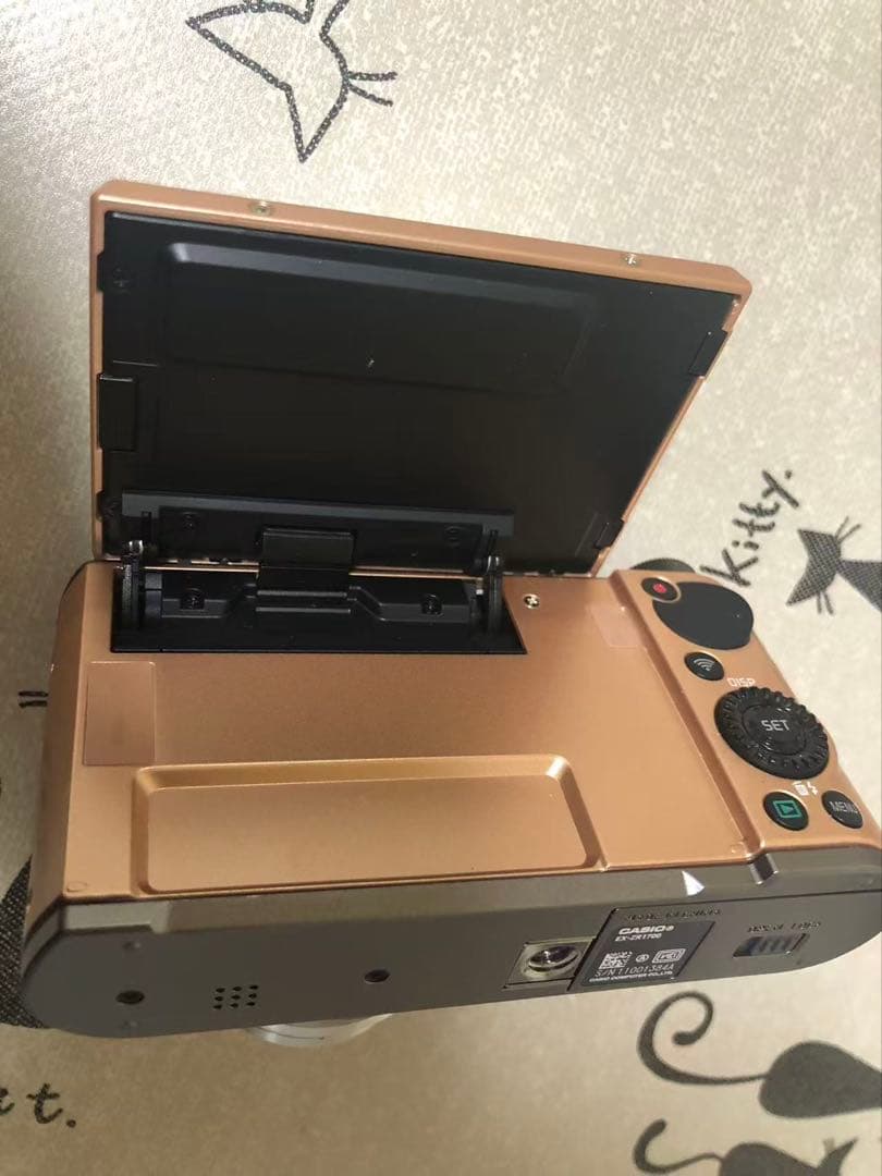 デジタルカメラ EX-ZR1700