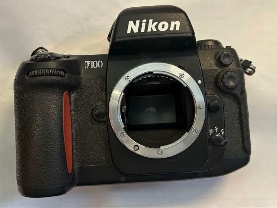 Nikon F100一眼レフカメラ 28-80mmレンズ