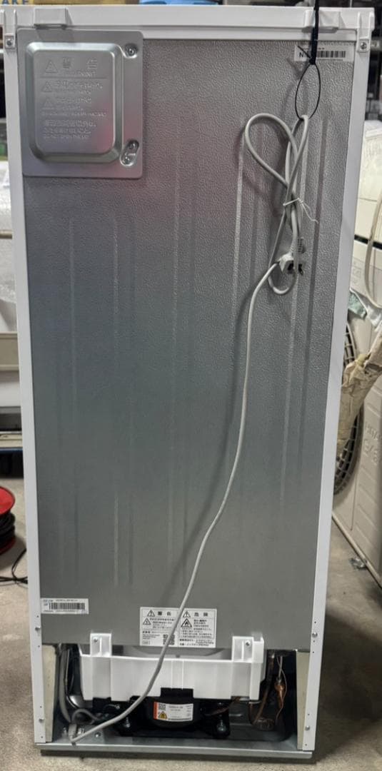 SHARP シャープ 冷凍冷蔵庫 SJ-D15K-W 2023年製 152L