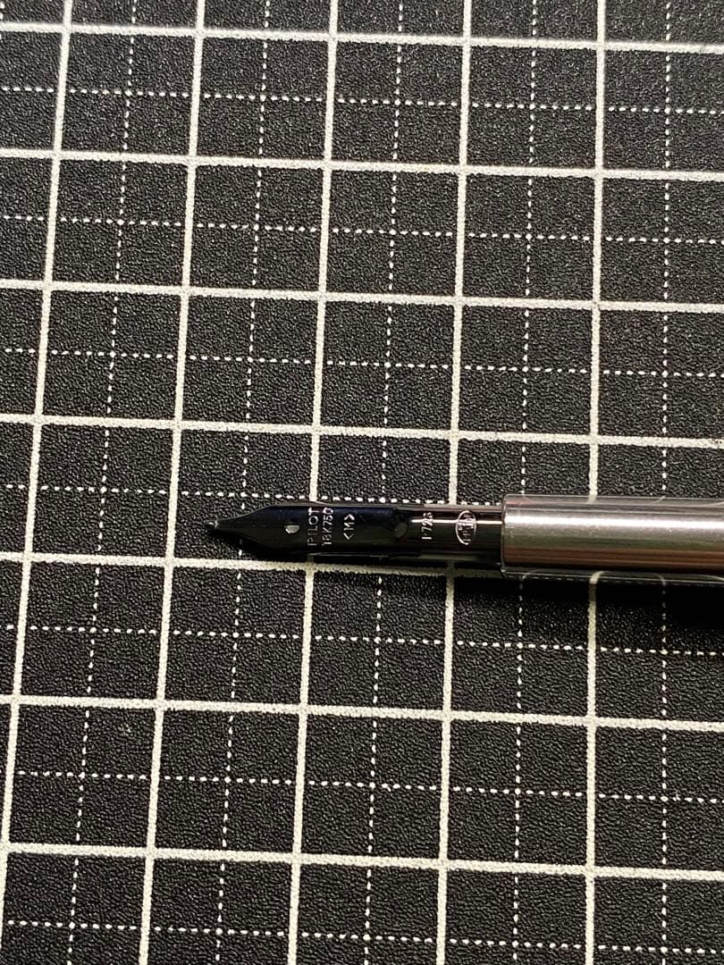 PILOT CAPLESS 60th Anniversary RED 万年筆