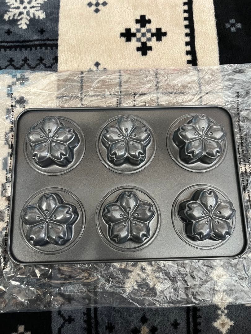 30個！桜モールド　焼き型　バレンタイン　手作り　お祝い