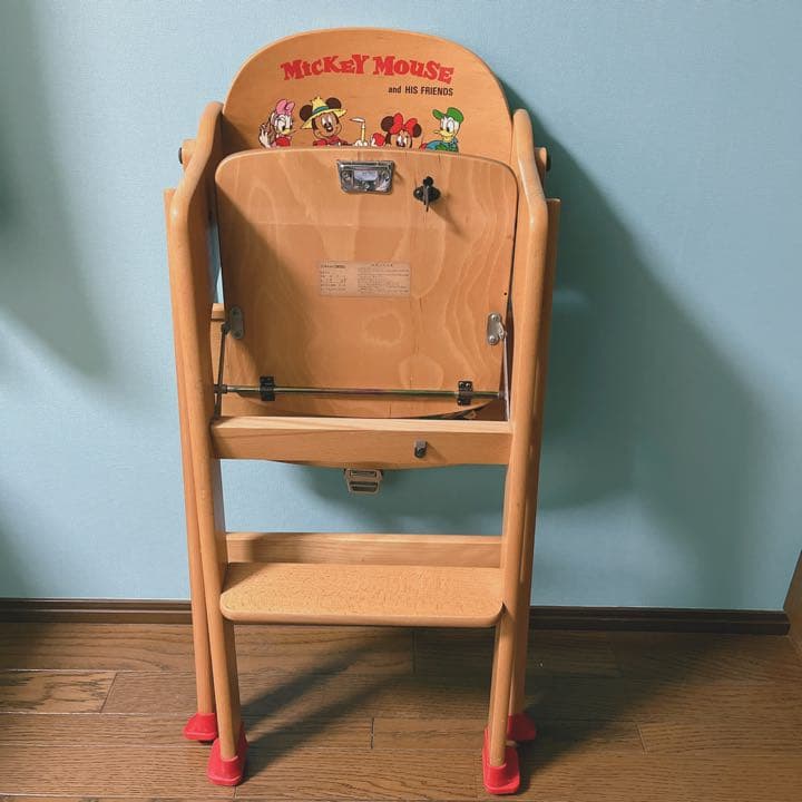 【希少】折り畳み式♪ディズニー♪ 木製　ベビー♪テーブル付きハイチェアー♪