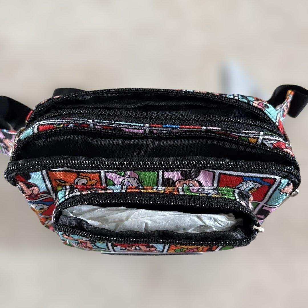 海外ディズニーディズニーワールド　ショルダーバッグ　ボディバッグ　ウエストポーチ