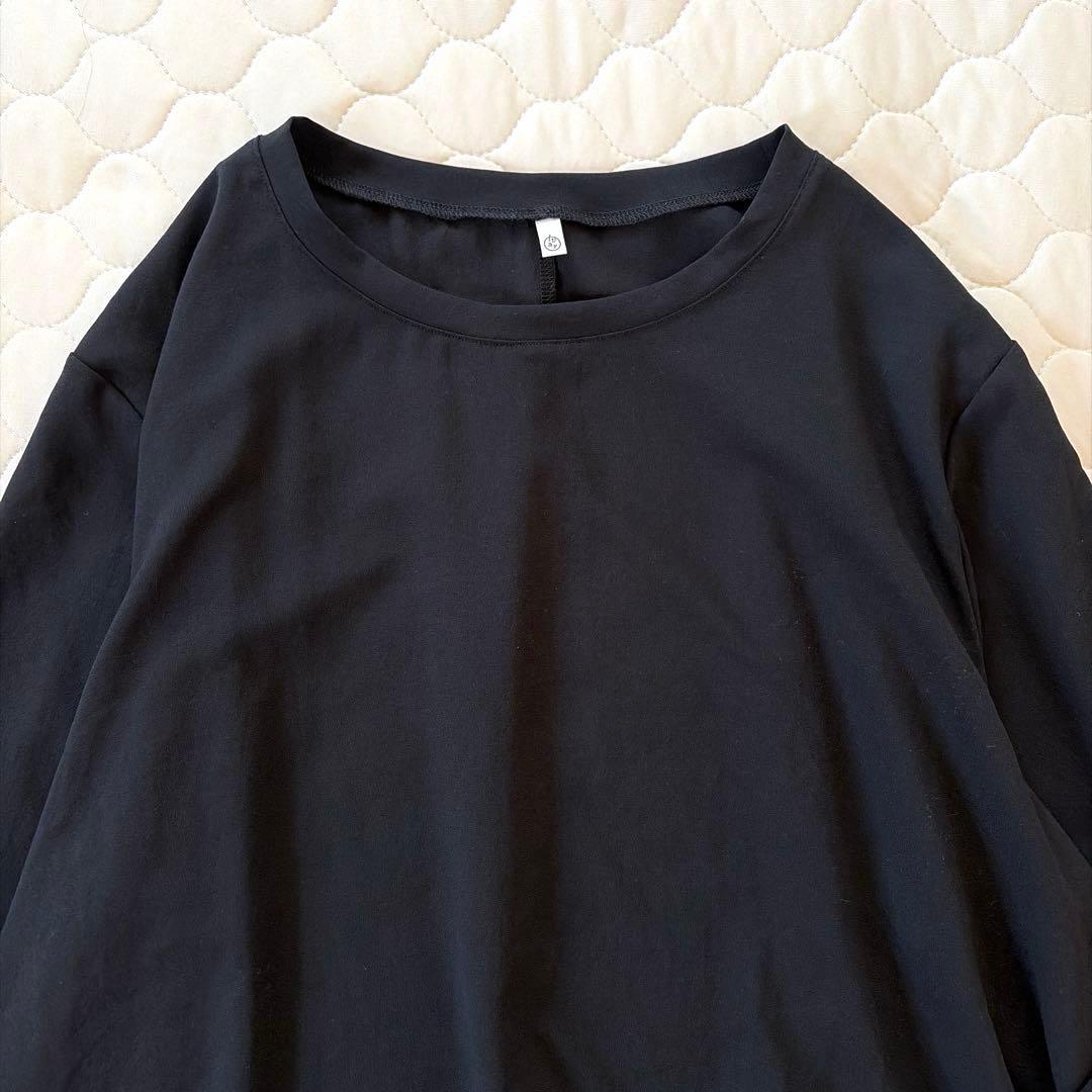 【美品】BEARDSLEY 後ろドレープTブラウス　ブラック　FREEサイズ