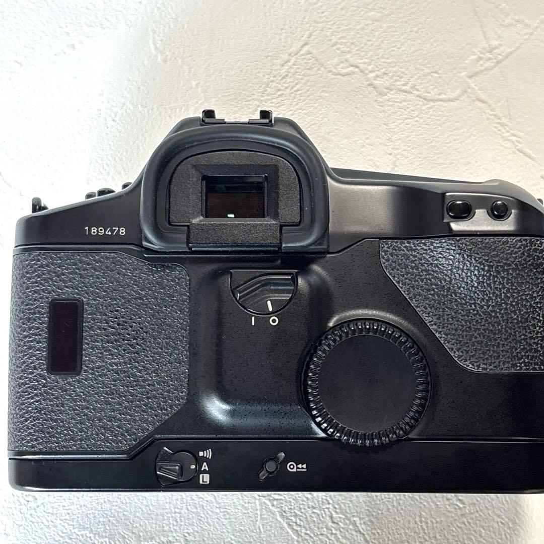 キャノン　フィルムカメラ　EOS-1中古品