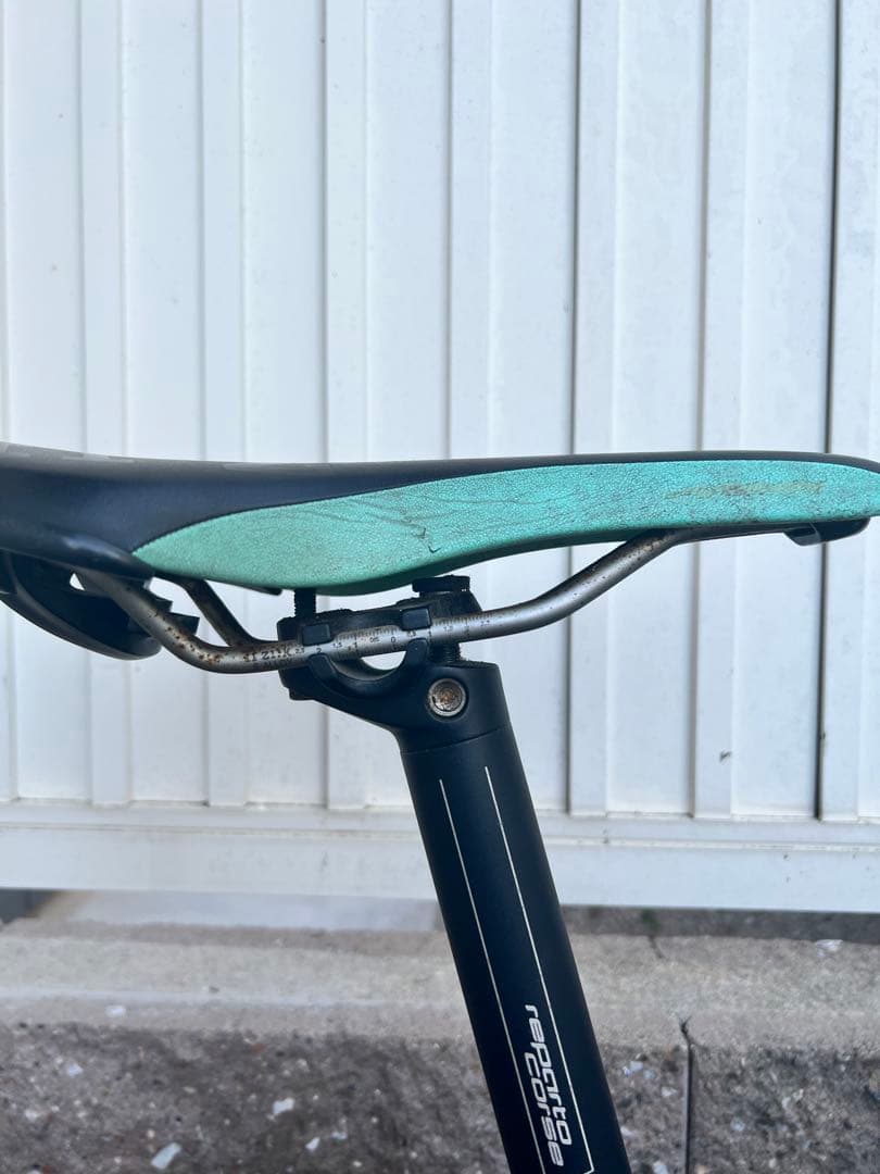 Bianchi ロードバイク105