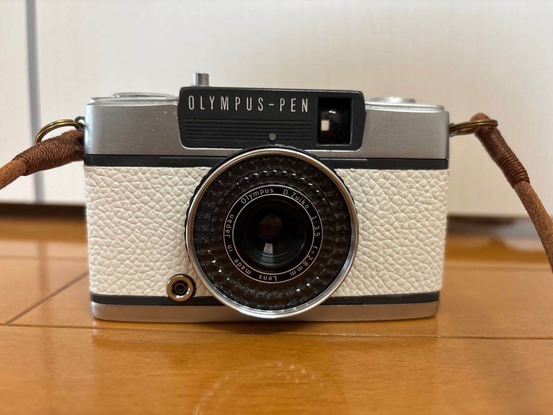 Olympus Pen EE-2 コンパクトカメラ