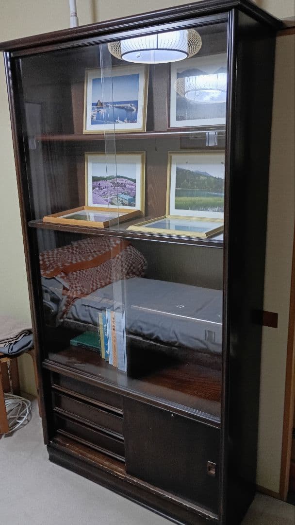 木製本棚→本体300円＋送料で譲ります！