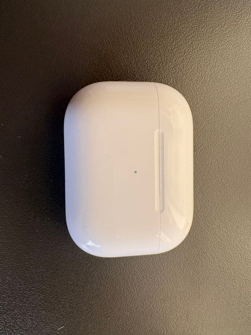 Apple AirPods Pro2 本体と充電ケース 付属品全てあり　純正品