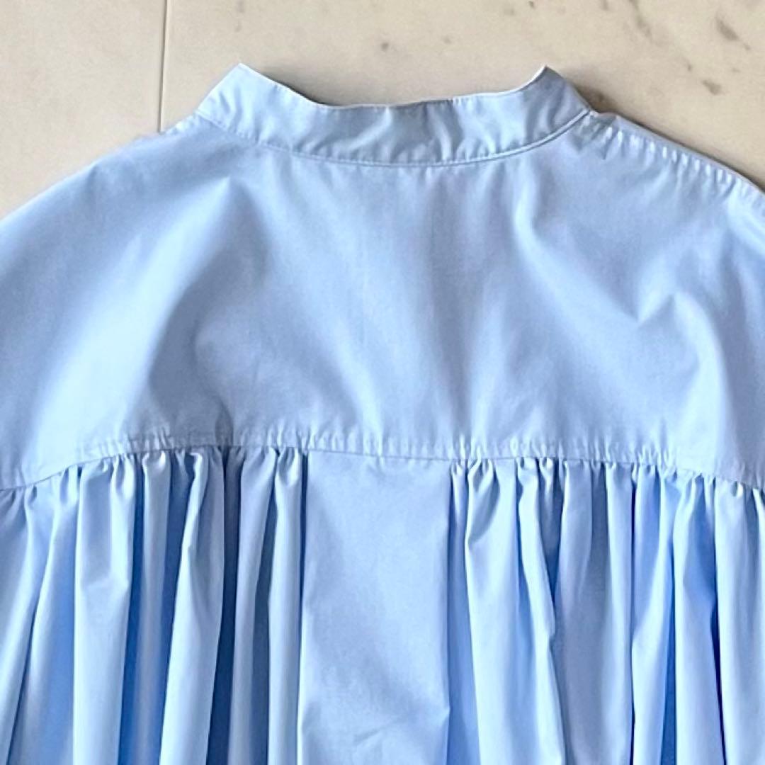 極美品♪ルフィル バックギャザーバンドカラーブラウス F ブルー ボリューム袖