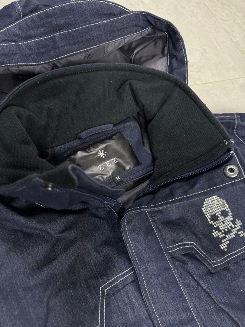 【ZEXスワロフスキー】⭐️激レア　上衣Ｍ・下L スノーボードウェアセット スカル