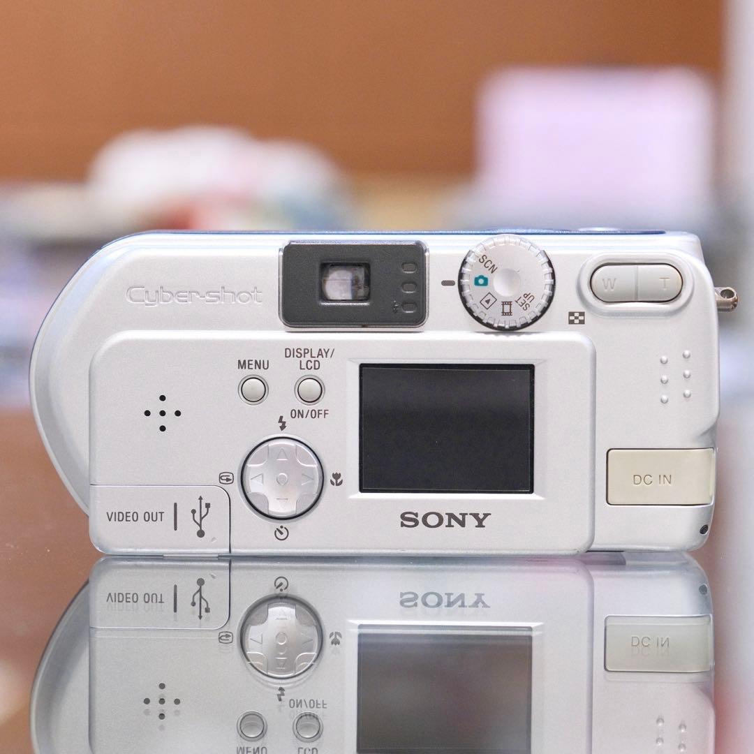美品 動作品 平成レトロ CCD Y2K SONY Cyber−Shot P71