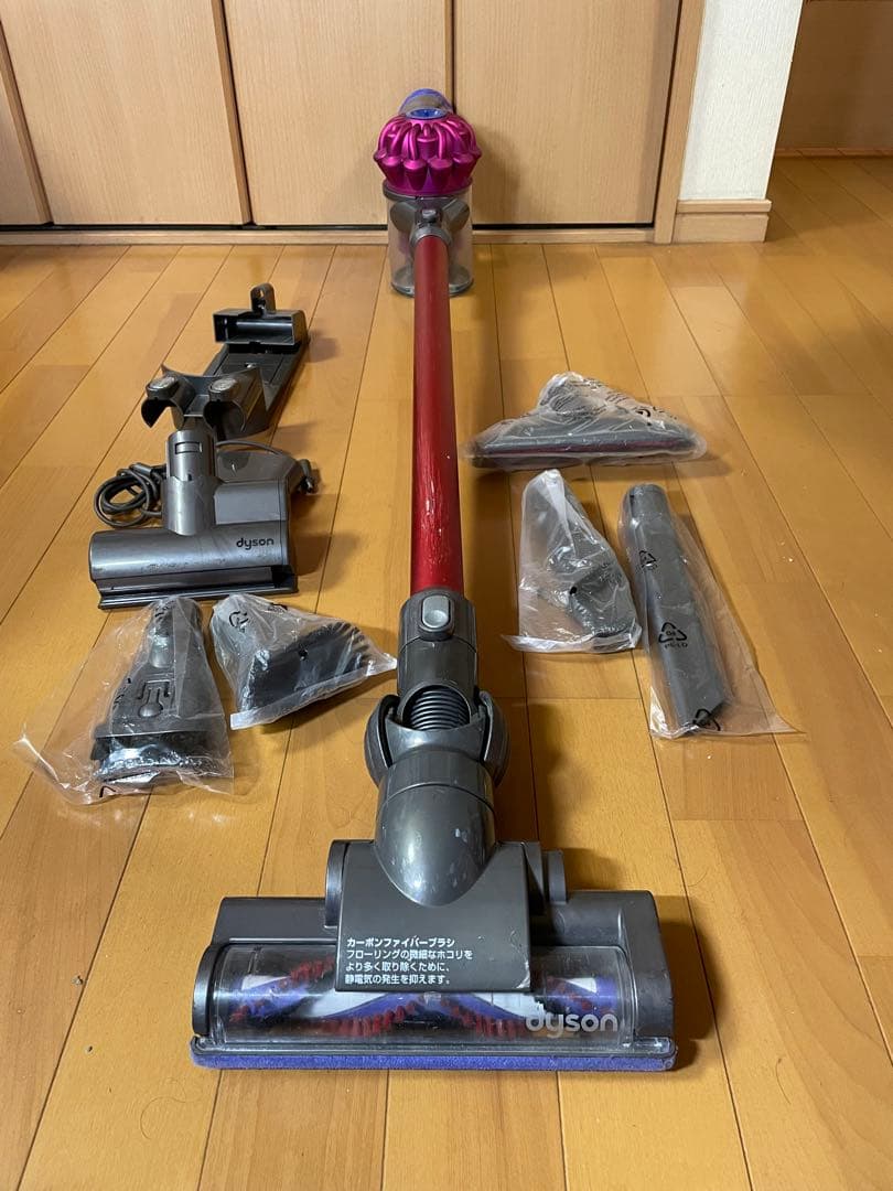 dyson ダイソンV6コードレスクリーナー5