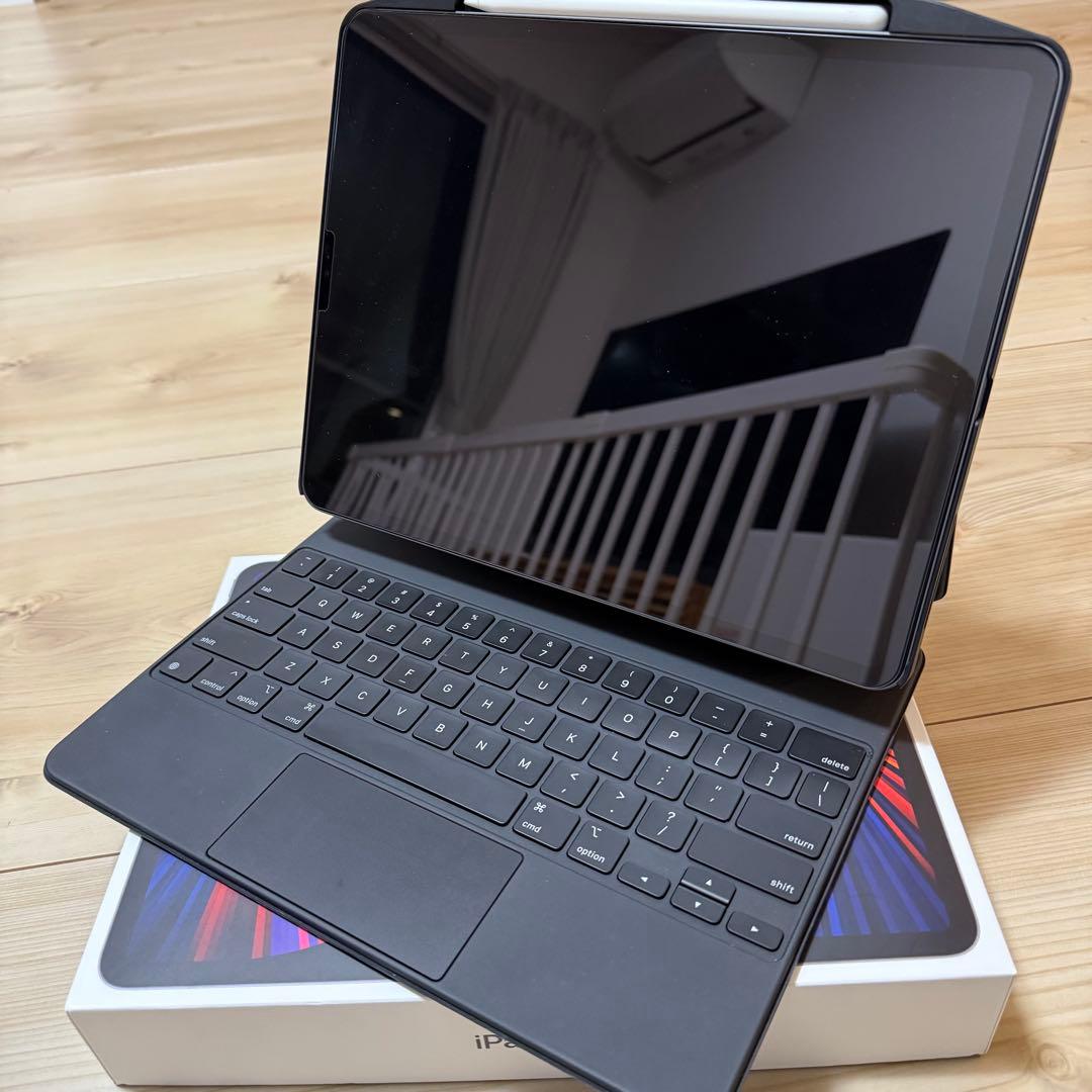 【超美品】Apple iPad Pro 12.9インチ (第5世代) 2TB