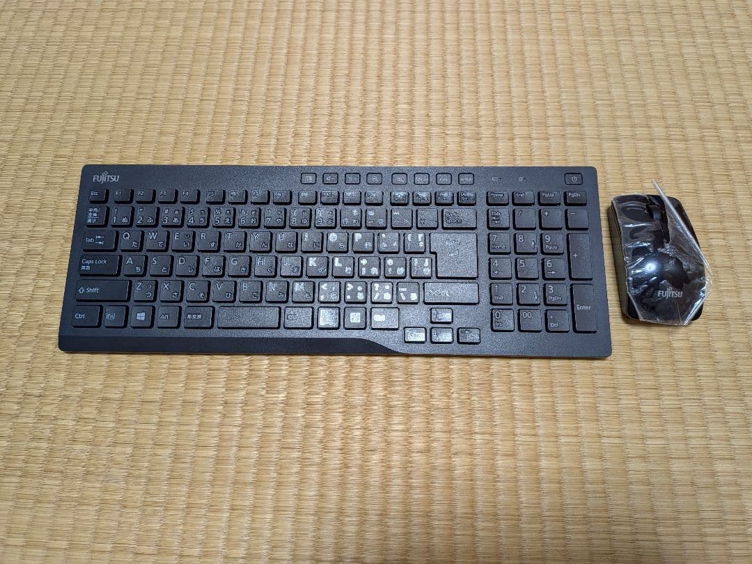 パソコン デスクトップPC ESPRIMO FMVF93B2BZ