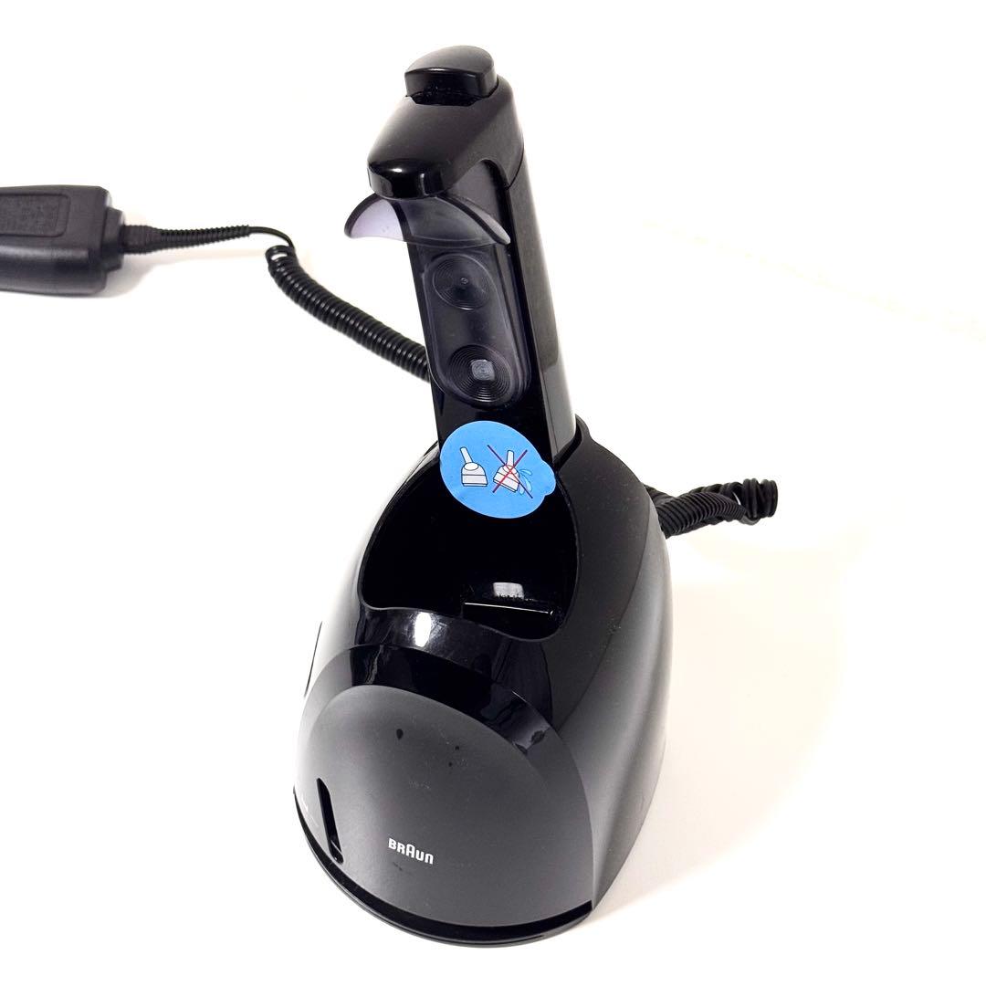 【未使用級】ブラウン Series3 洗浄器付 替刃＋洗浄液セット