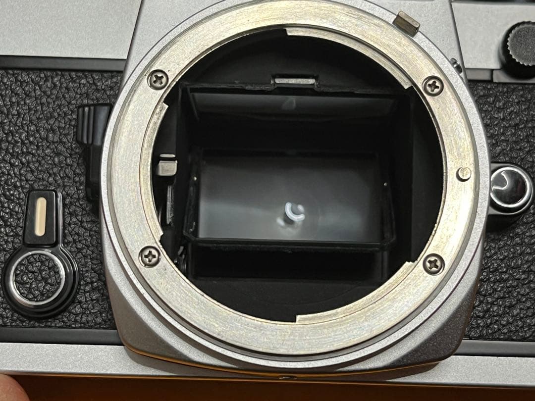 【美品】Nikon FE 一眼レフカメラ 28mm f3.5レンズ　動作確認済み