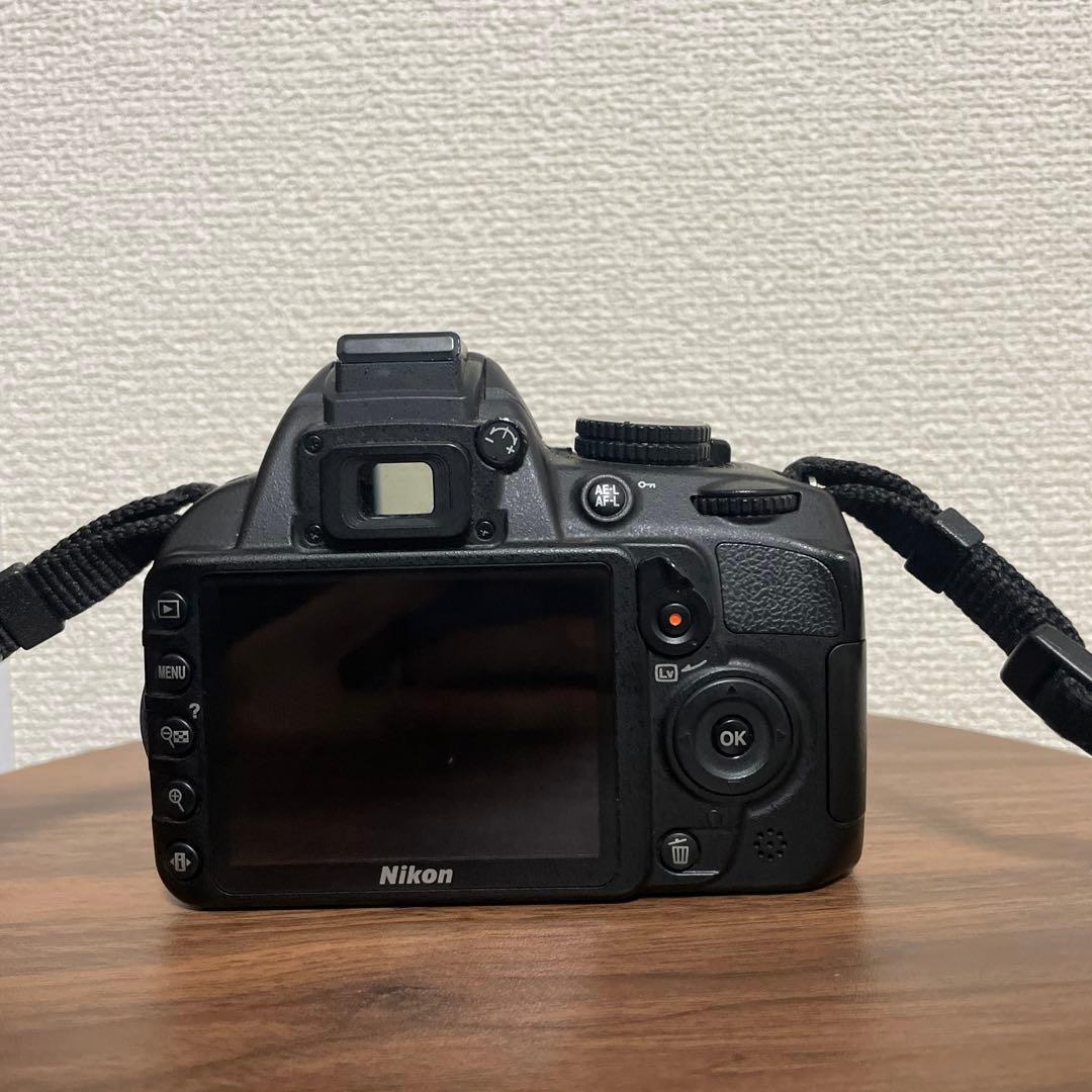 【デジタル一眼レフ】 Nikon D3100