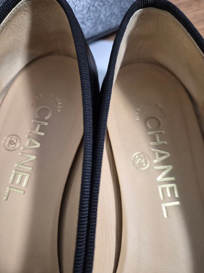 CHANEL　バレエシューズ　黒
