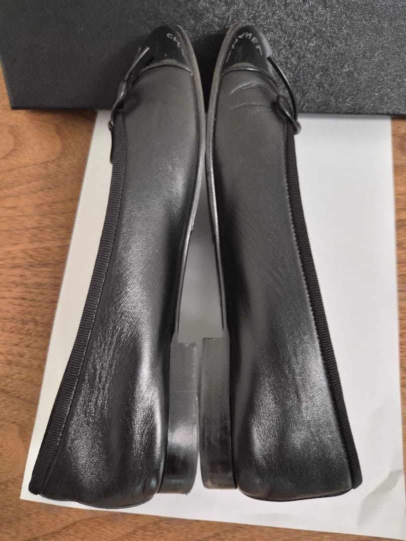 CHANEL　バレエシューズ　黒