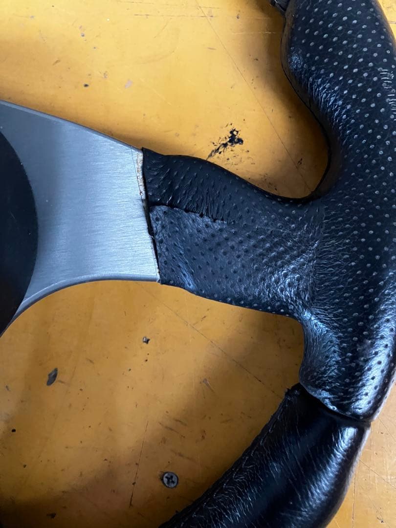 MOMO RACE D32 ステアリング　小径