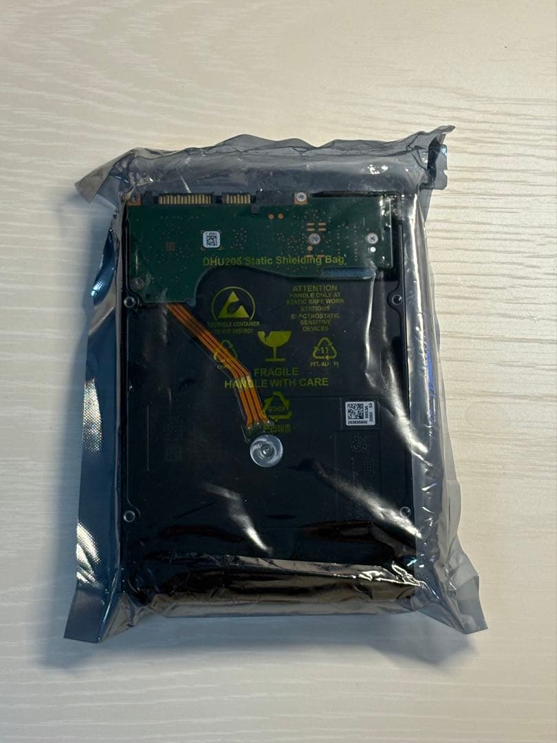 【人】SEAGATE 20TB Exos X20 正規品　二つ　HDD