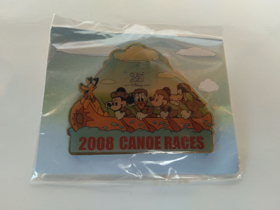新品　ピンバッチ　ディズニー25周年　レトロ