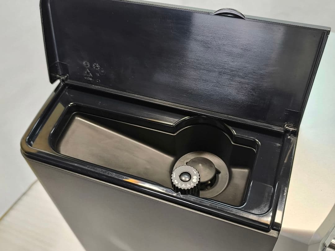 デロンギ　マグニフィカ　全自動エスプレッソマシン　ESAM03110　022